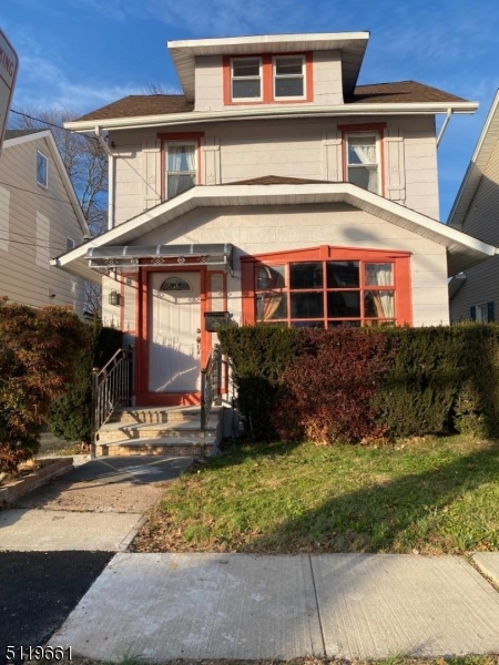 3755435 113 Virginia St