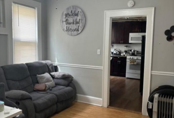 3957296 956 Monroe Ave