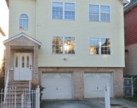 3970446 110 Court St 2