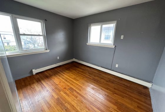 30700C1760125030454 Elizabeth. Elizabeth