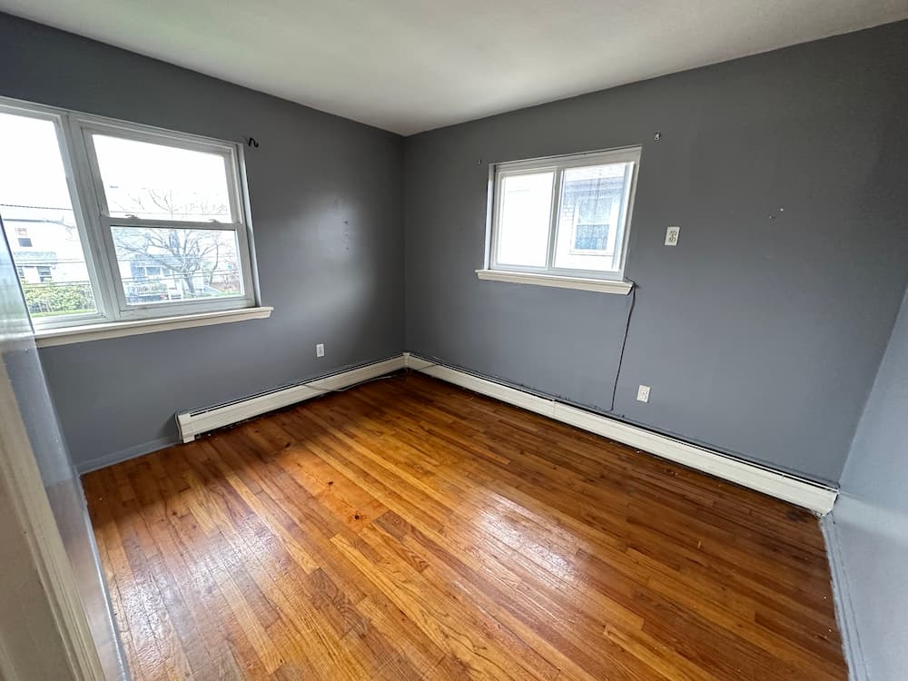 30700C1760125030454 Elizabeth. Elizabeth