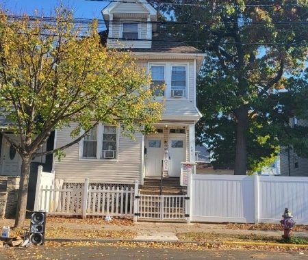 3932998 539 Court St