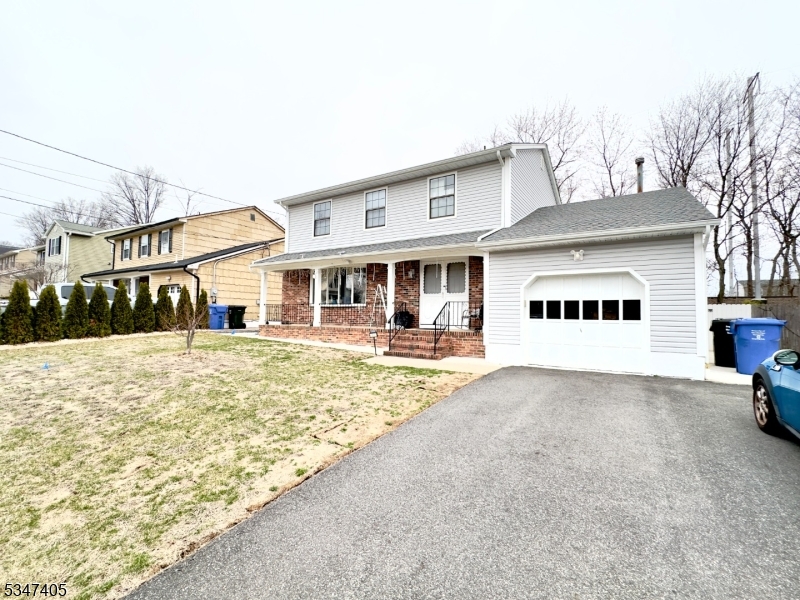 3954187 52 Westside Ave