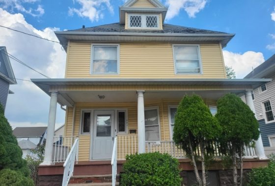 3859289 627 29Floral