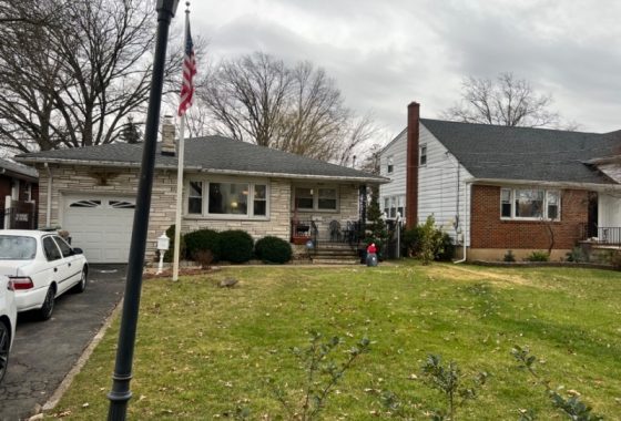 3880383 Address unlisted