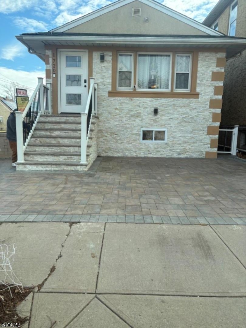 4005459 1720 Grier Ave