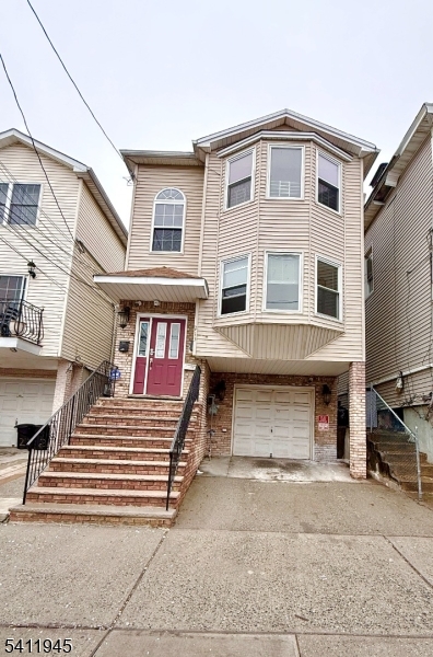 4010231 213 Palmer St 1