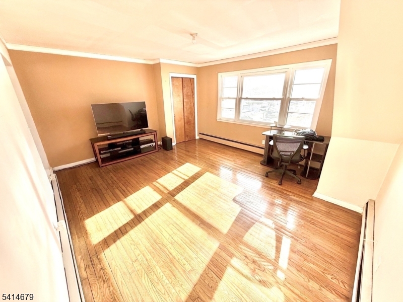 4012647 1029 Harrison Ave