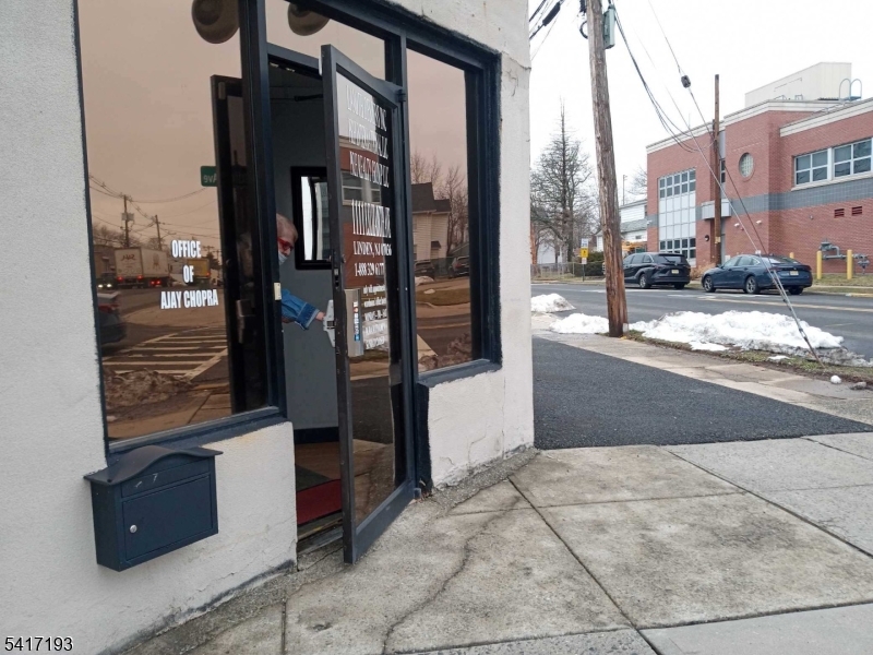 4014576 1113 E Elizabeth 1