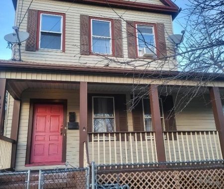 3885461 - 925 South 3
