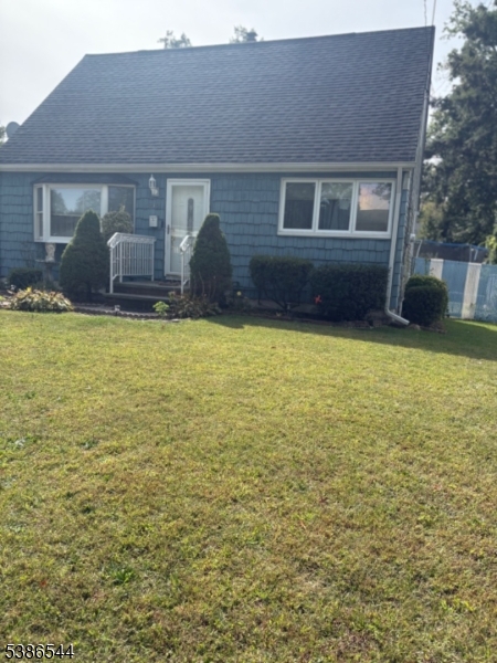 3988323 - 910 Apgar Ter