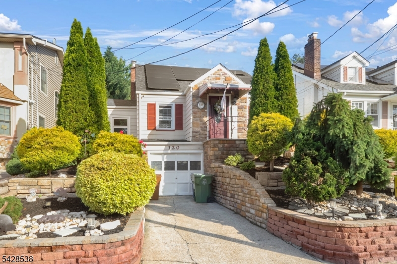 4024478 - 120 Livingston Rd