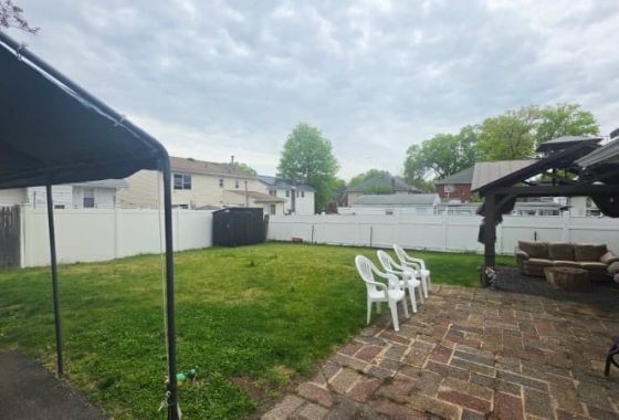 4055748 115 Hawthorne