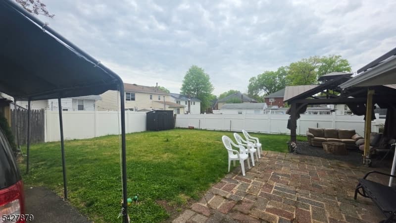 4055748 115 Hawthorne